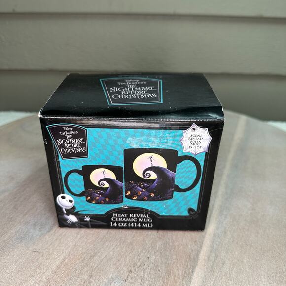 Disney Tim Burton Heat Reveal Coffee Mug The Nightmare Before Christmas New - Picture 1 of 7